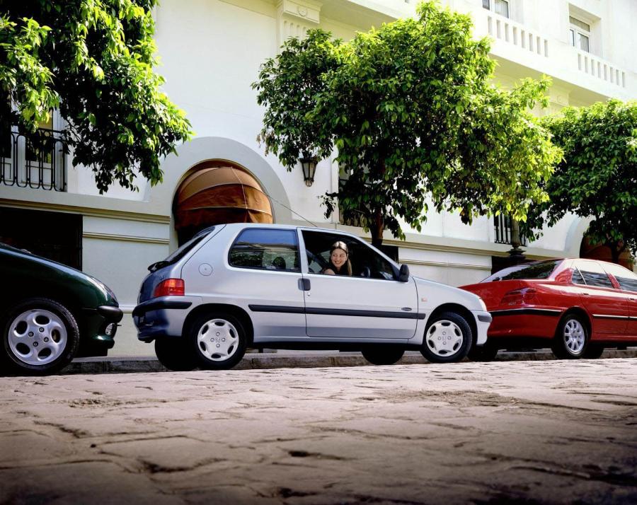  Peugeot 106 1996 года  (фото 15 из 15)